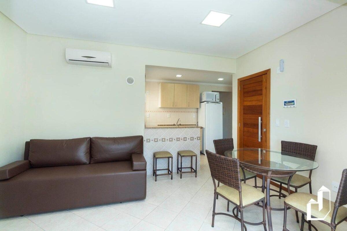 Apartamento Com 02 Dormitorios Aqui E So Trazer As Malas E Aproveitar As Ferias Bombinhas Exteriör bild